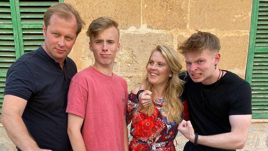 Patricia Kelly mit ihren Söhnen Iggi und Alex und ihrem Mann