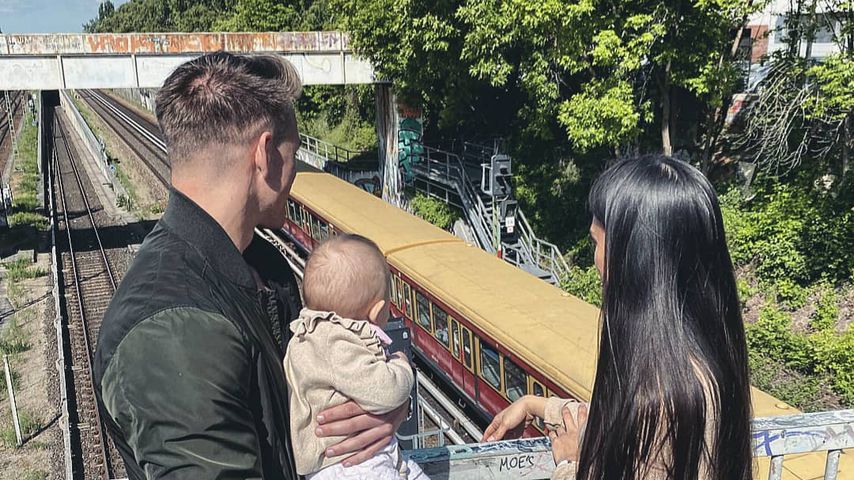 Patrick Fabian mit Freundin Lea und Tochter Lilly, Juli 2020