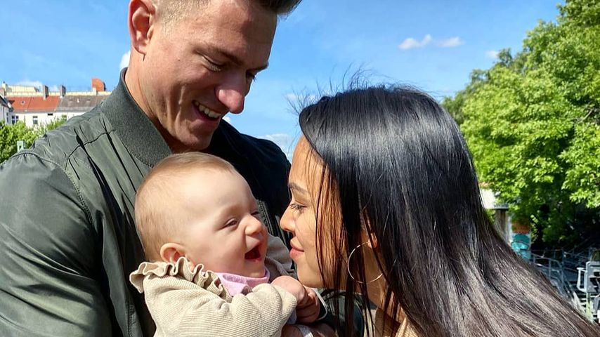 Patrick Fabian, Tochter Lilly und Freundin Lea im August 2020