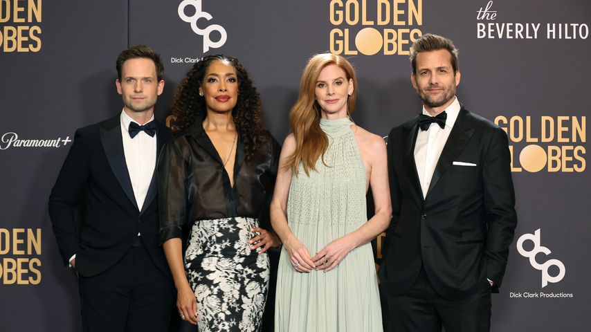 Patrick J. Adams, Gina Torres, Sarah Rafferty und Gabriel Macht bei den Golden Globes 2024
