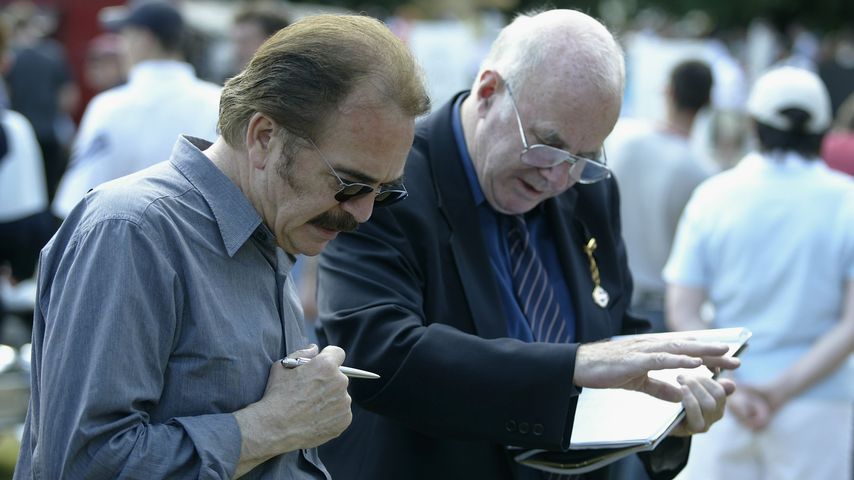 Patrick le Quement und Clive James, 2002