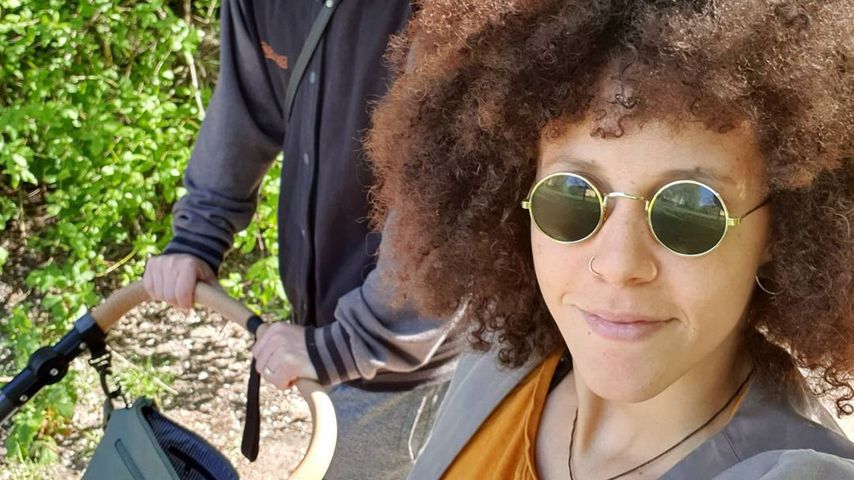 Patrick Müller und Joy Lee Juana Abiola-Müller im April 2020