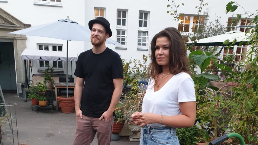 Patrick Müller und Sharon Berlinghoff von "Unter uns" im September 2020 in der Emmaus Gemeinschaft