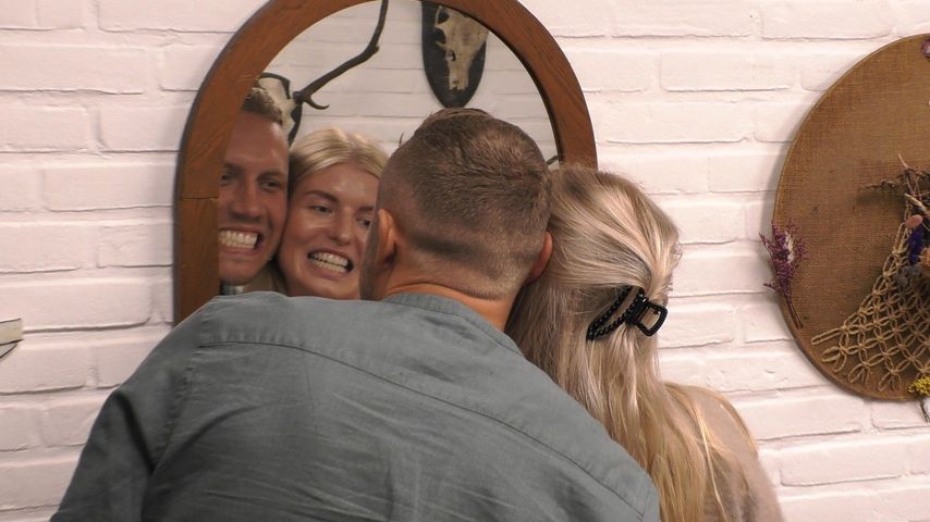 Patrick Romer und Antonia Hemmer bei "Das Sommerhaus der Stars"