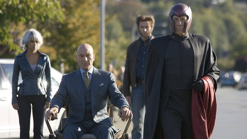 Halle Berry, Patrick Stewart, Hugh Jackman und Ian McKellen in einer Szene aus "X-Men: The Last Stand"