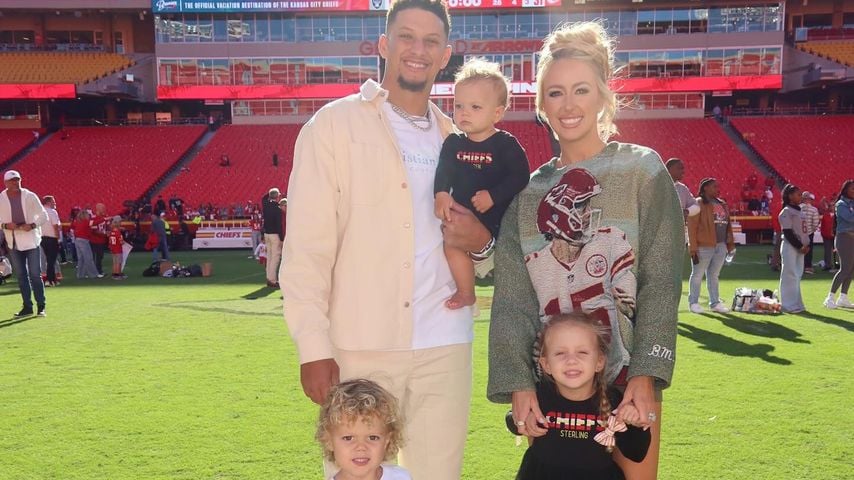 Patrick und Brittany Mahomes mit ihren Kindern, November 2025