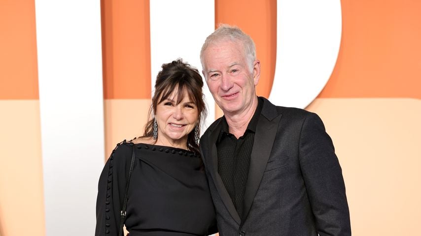 Patty Smyth und John McEnroe bei der Vanity Fair Oscar Party 2025 in Beverly Hills