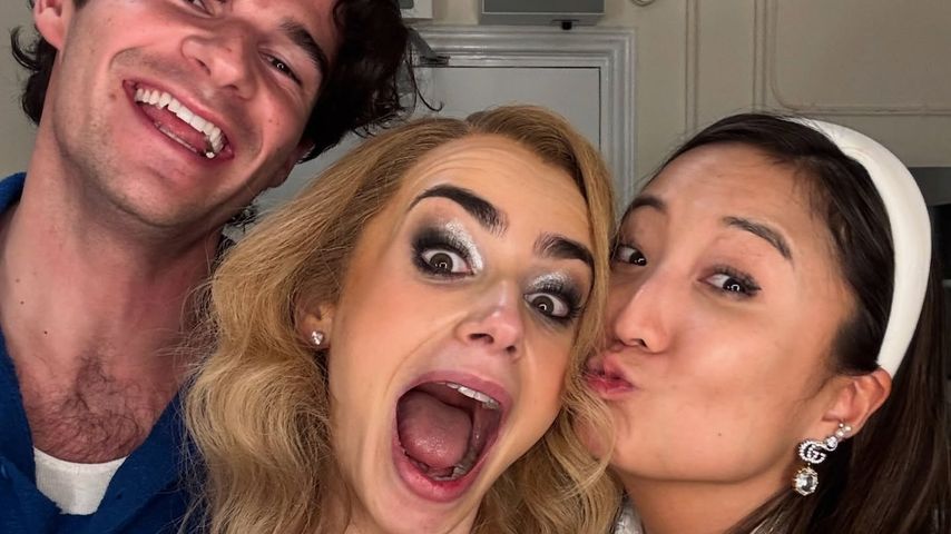 Paul Forman, Lily Collins und Ashley Park
