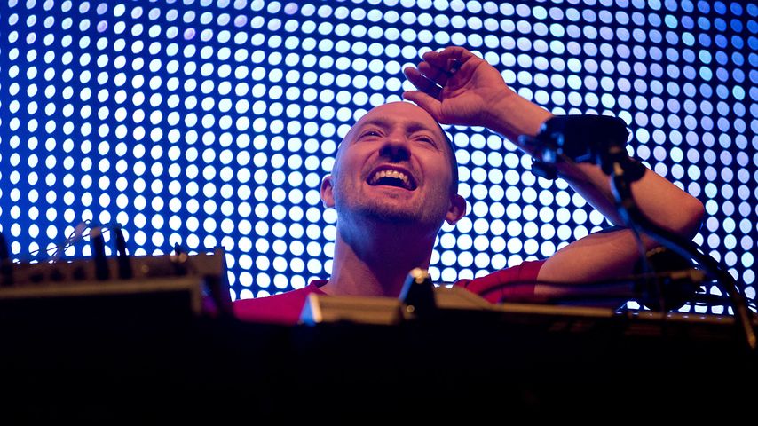 Mann attackiert DJ Paul Kalkbrenner während Show in Madrid