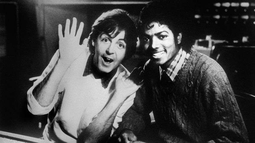 Paul McCartney and Michael Jackson im Dezember 1983