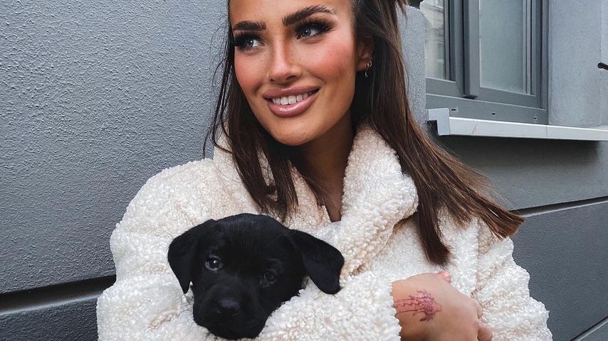Paulina Ljubas mit ihrem Hund Ghost