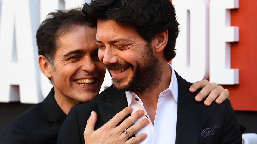 Pedro Alonso und Álvaro Morte bei der Premiere der 3. Staffel "Haus des Geldes", 2019 in Madrid