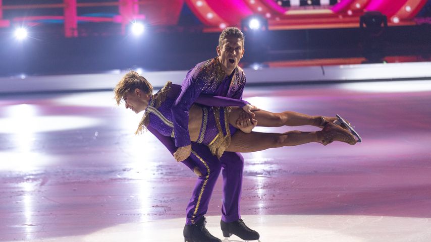Peer Kusmagk und Kat Rybkowski bei "Dancing on Ice"