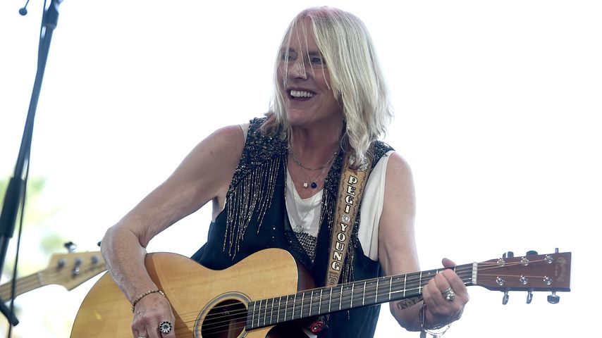 Mit nur 66 Jahren: Ex-Frau von Neil Young ist gestorben!
