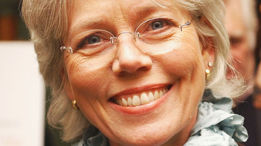Penny Junor, Journalistin
