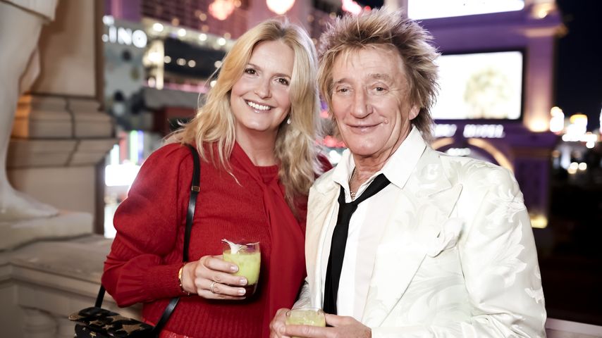 Penny Lancaster und Rod Stewart im November 2023