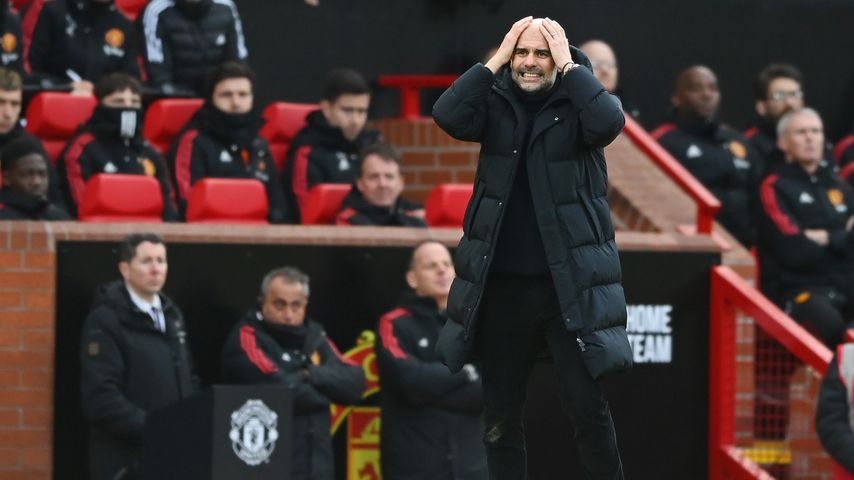 Ausgebuht trotz Sieg: Trainer Pep Guardiola ist stinksauer