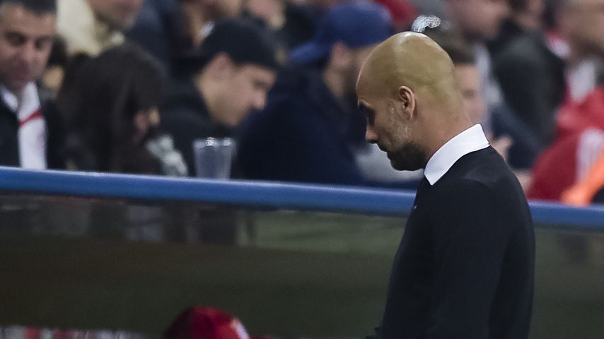 Bei Bayern-Gala: Pep Guardiola platzt vor Freude die Hose