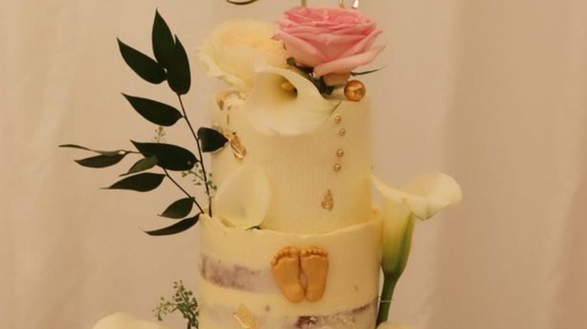 Perrie Edwards Babyparty-Torte