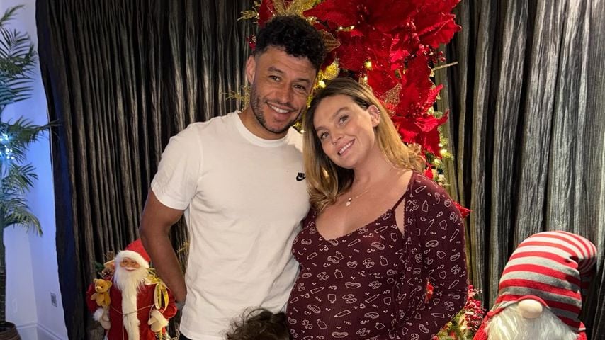 Schwangere Perrie Edwards strahlt mit Familie an Weihnachten