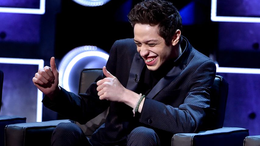Pete Davidson auf der Bühne für "The Comedy Roast Central" in L.A. im März 2015