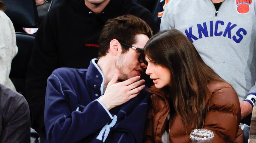 Pete Davidson und Emily Ratajkowski bei einem Knicks-Spiel