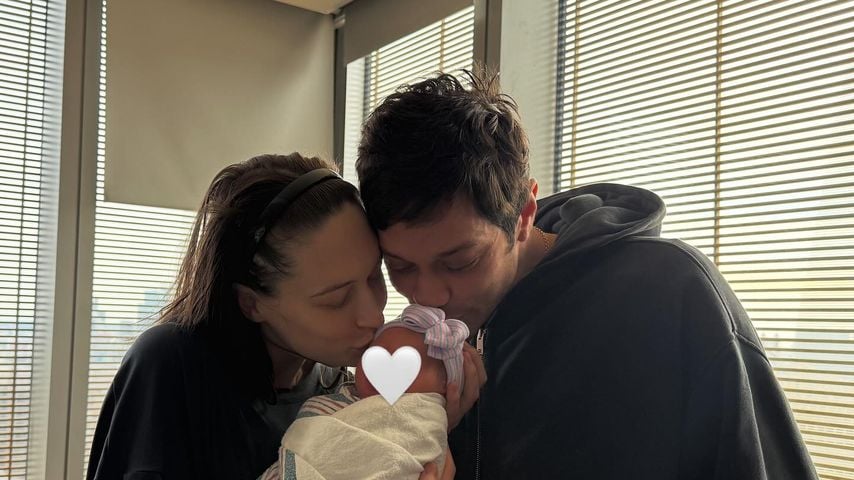 Elsie Hewitt und Pete Davidson mit ihrem Neugeborenen