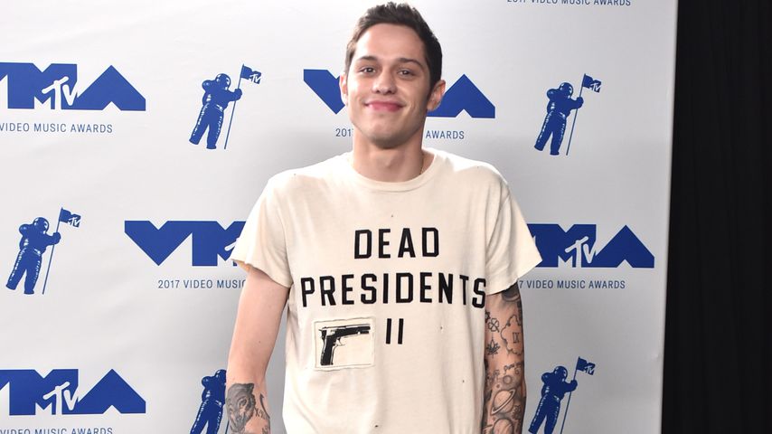 Pete Davidson, Moderator