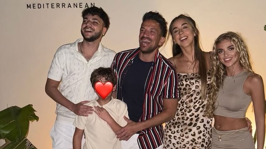 Peter Andre in Sorge: Sohn stürzt mit Gesicht auf Holzklotz