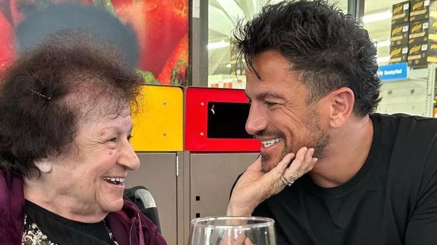 Peter Andre und seine Mutter Thea