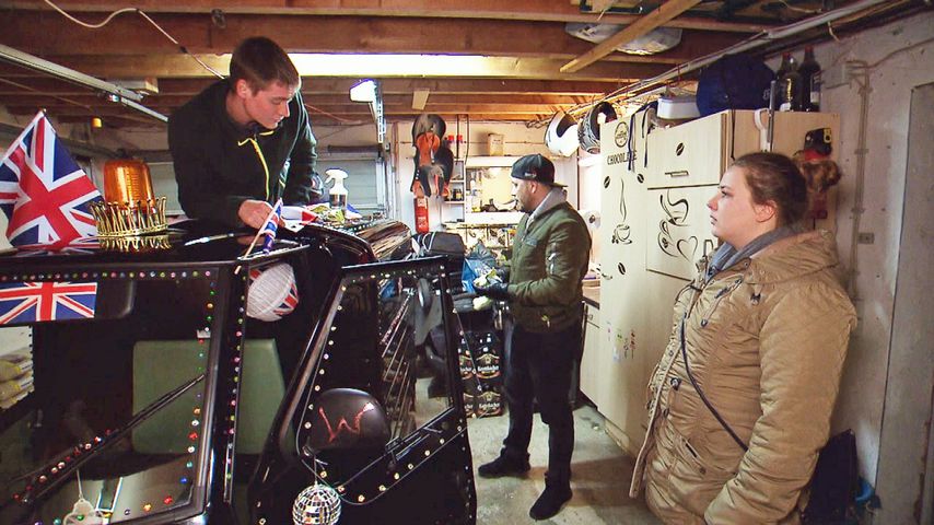 Peter, Florian und Sarafina in der Garage
