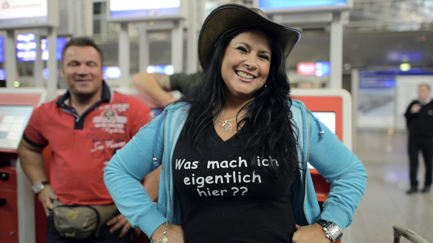 Peter Klein und Iris Klein am Frankfurter Flughafen
