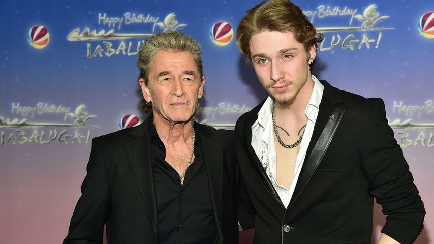 Peter Maffay mit seinem Sohn Yaris bei der "Happy Birthday Tabaluga"-Premiere