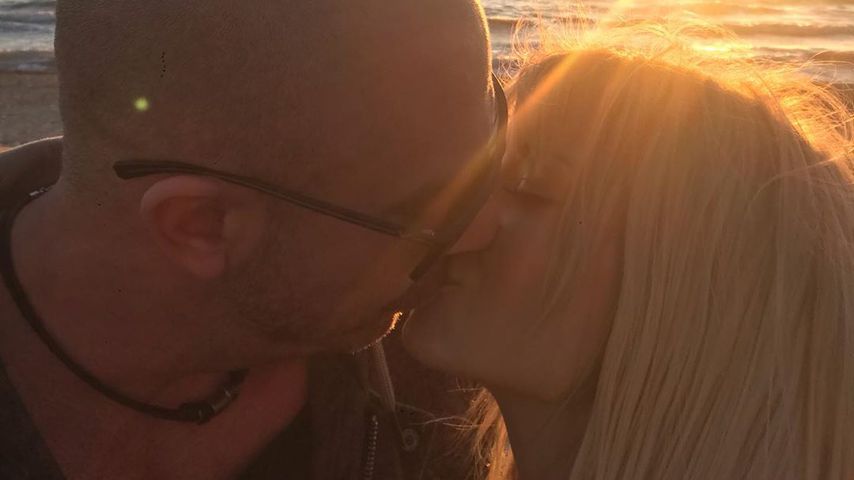 So romantisch: Ballermann-Star Mia Julia teilt Knutsch-Foto