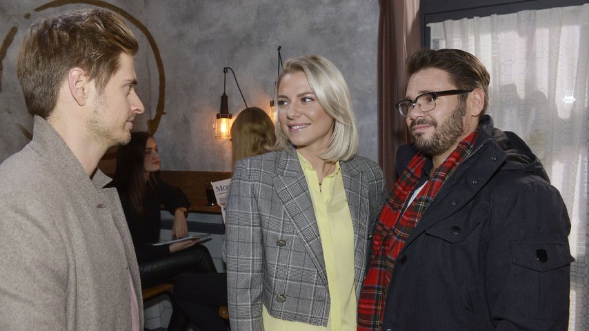Philip (Jörn Schlönvoigt), Sunny (Valentina Pahde) und Tuner (Thomas Drechsel)