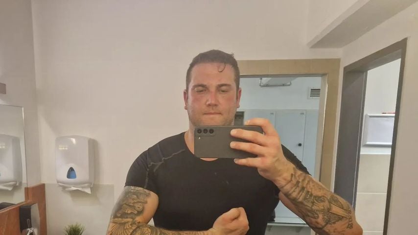 Hat vergebener "Hochzeit auf ersten Blick"-Philipp Tinder?