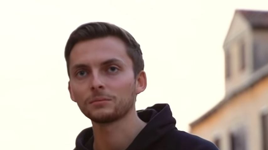 "Gefäß aufgegangen": Philipp Mickenbecker ist im Krankenhaus