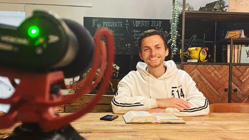Philipp Mickenbecker, YouTube-Star