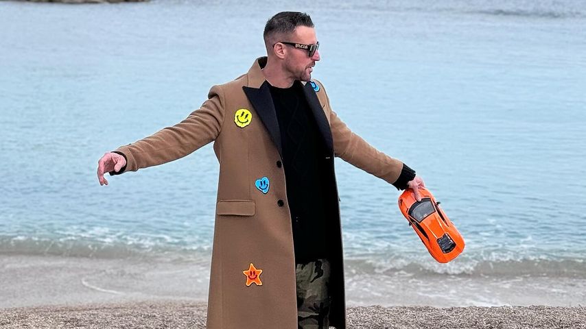 Rechtsextremistisch? Netz empört über Philipp Pleins Mode!