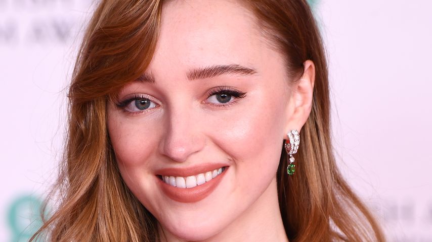 Phoebe Dynevor im April 2021