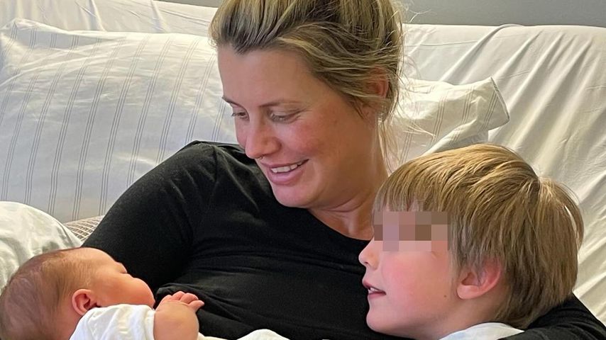 "Wurm drin": Pia Tillmann gibt Update aus dem Wochenbett