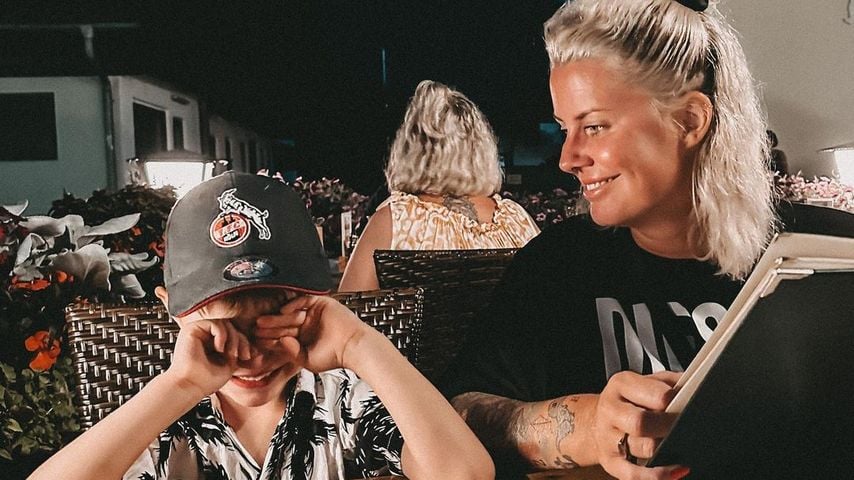 Pia Tillmann mit ihrem Sohn Henry