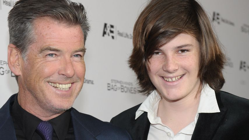 Pierce Brosnan mit seinem Sohn Dylan im Dezember 2011