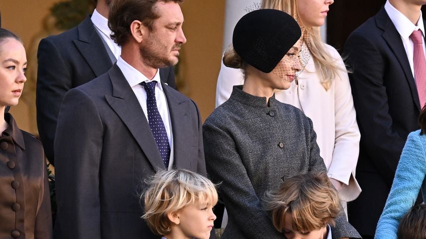 Pierre Casiraghi und Beatrice Casiraghi mit ihren Söhnen, November 2024 in Monaco