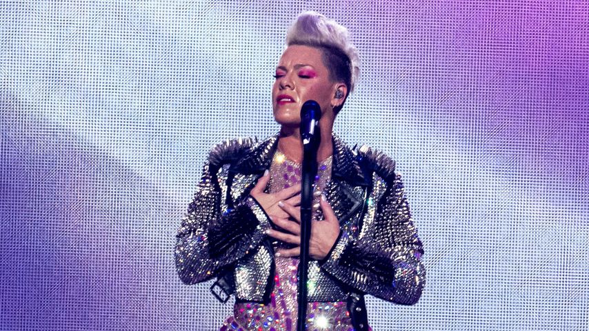 Pink entschuldigt sich bei Fans für Konzert-Absage in Bern