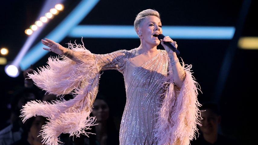 Auf Tour: Pink verhandelt mit Tochter Willow über ihr Gehalt