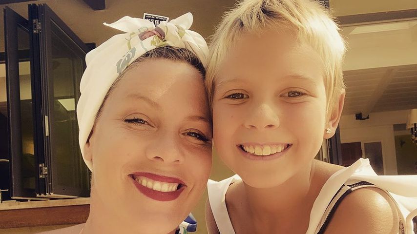 Ganz die Mama: Pinks Tochter hat jetzt ebenfalls kurze Haare