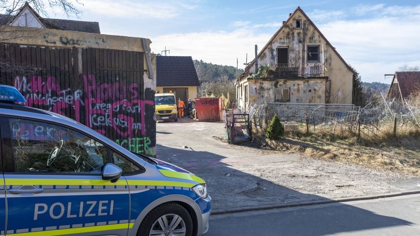 Die "Drachenlord-Schanze" in Altschauerberg im März 2022