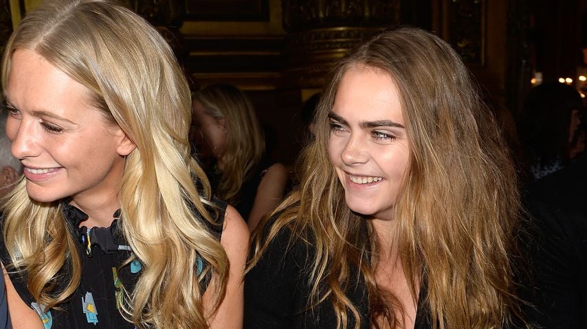 Poppy Delevingne und Cara Delevingne im März 2015
