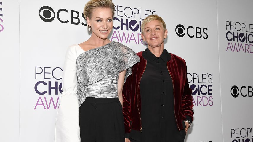 Portia de Rossi und Ellen DeGeneres bei den People's Choice Awards in L.A. im Januar 2017